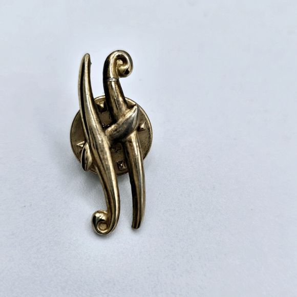 Letter H Pin Brooch Script Initial Vintage Cursive Pat Pend Estate Jewelry - Picture 3 of 7